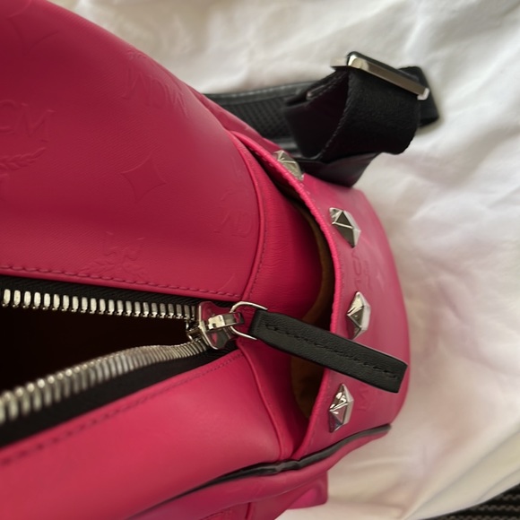 Authentic mcm mini backpack - Picture 6 of 6